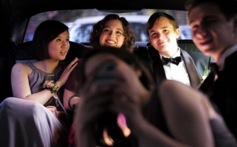 why meemlimo brooklyn limo service is an ideal option prom night